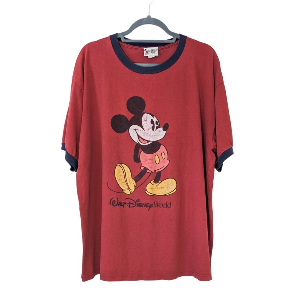 Vintage 90s Disney World Mickey Mouse logo graphic tee t-shirt top retro summer